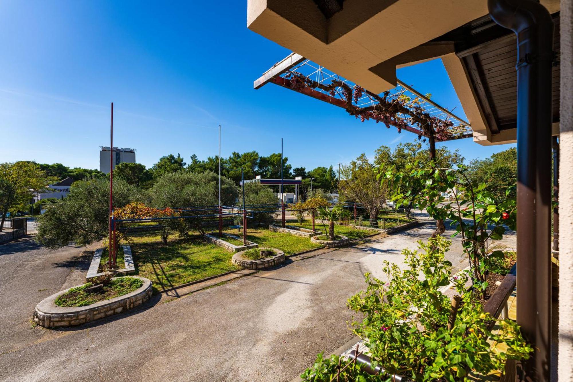 Apartments Adriana Starigrad Paklenica Exterior foto
