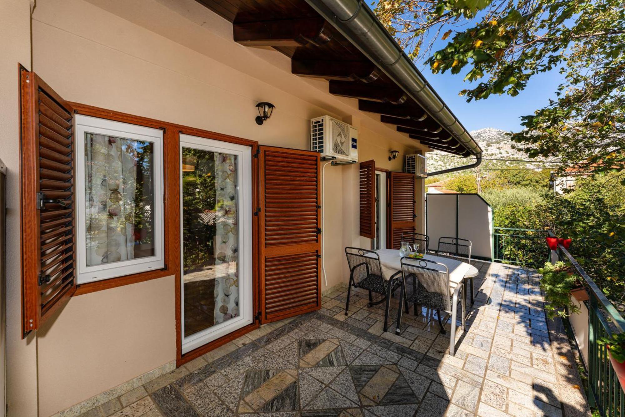 Apartments Adriana Starigrad Paklenica Exterior foto